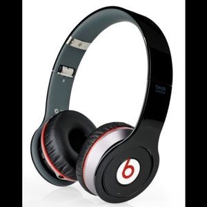 Beats by dr.dre headphones